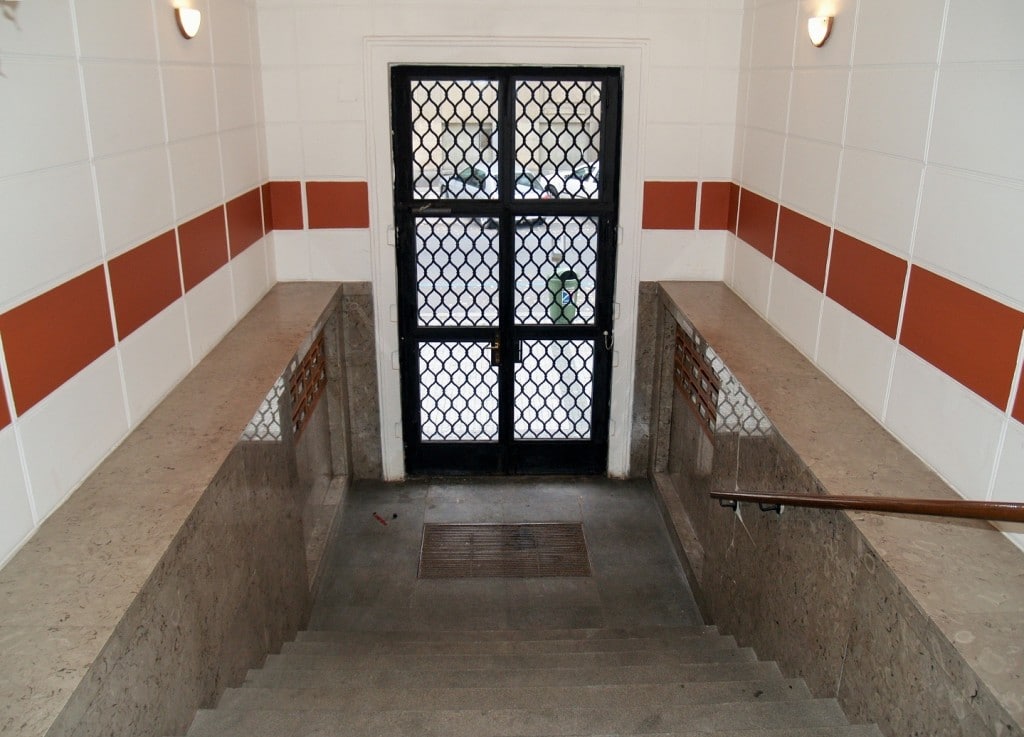 למכירה דירת 2+kk משופצת בפראג 1 — תמונה 4