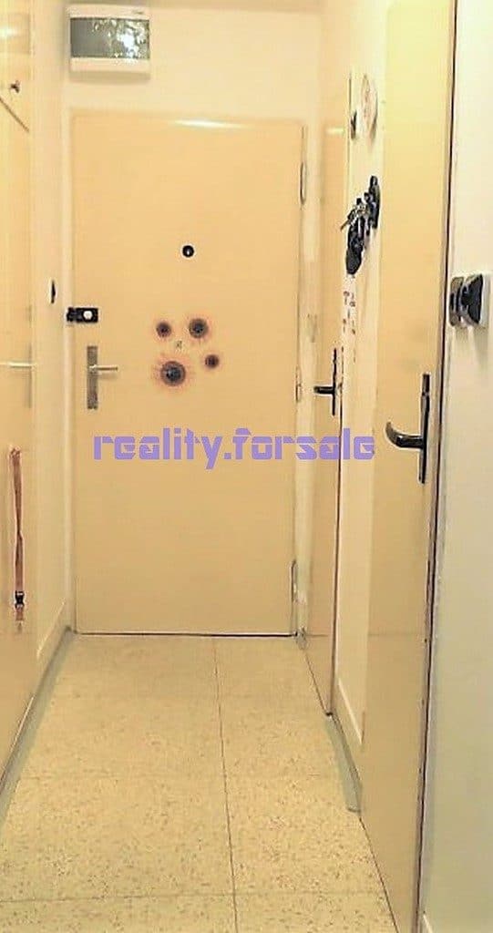 למכירה דירה יפהפיה 2+1 בגודל 54 מ"ר בפראג 9 — תמונה 11