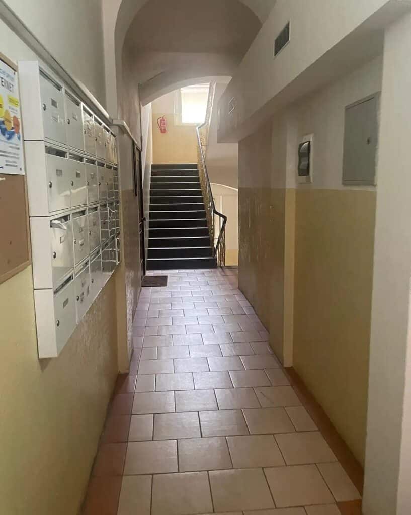 למכירה בפראג 5 דירת 1+1 בגודל 36 מ"ר — תמונה 4