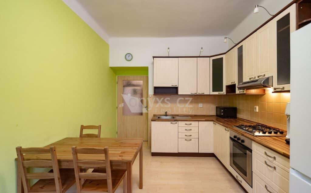 למכירה בפראג 4 דירת 2+KK בגודל 46 מ"ר — תמונה 2