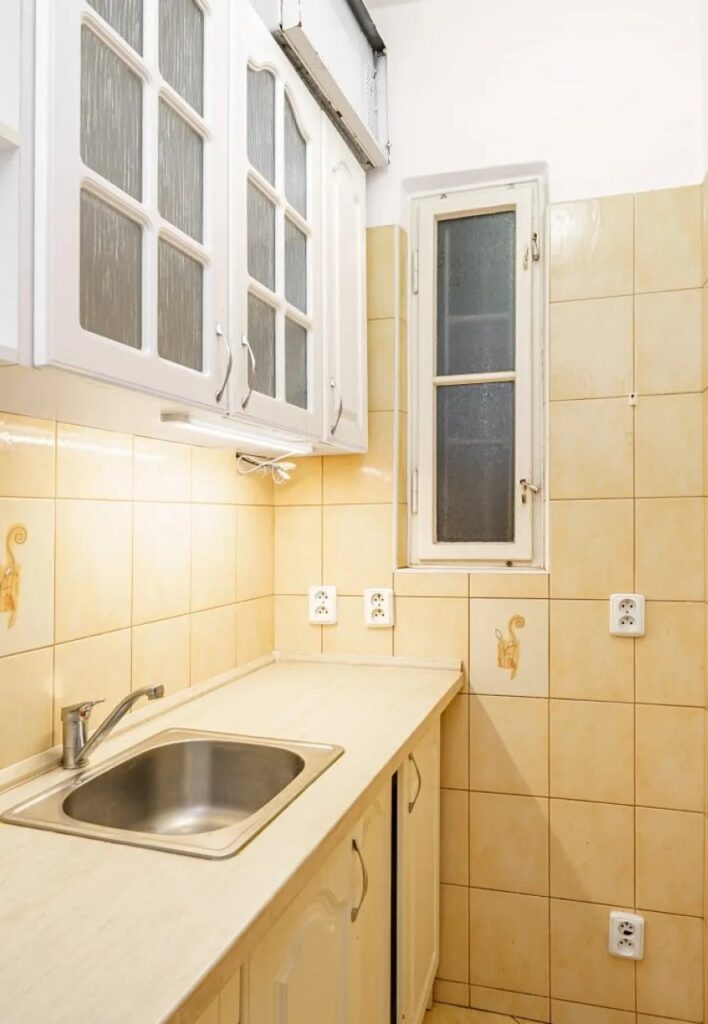למכירה בפראג 10 דירת 1+KK בגודל 31 מ"ר — תמונה 9