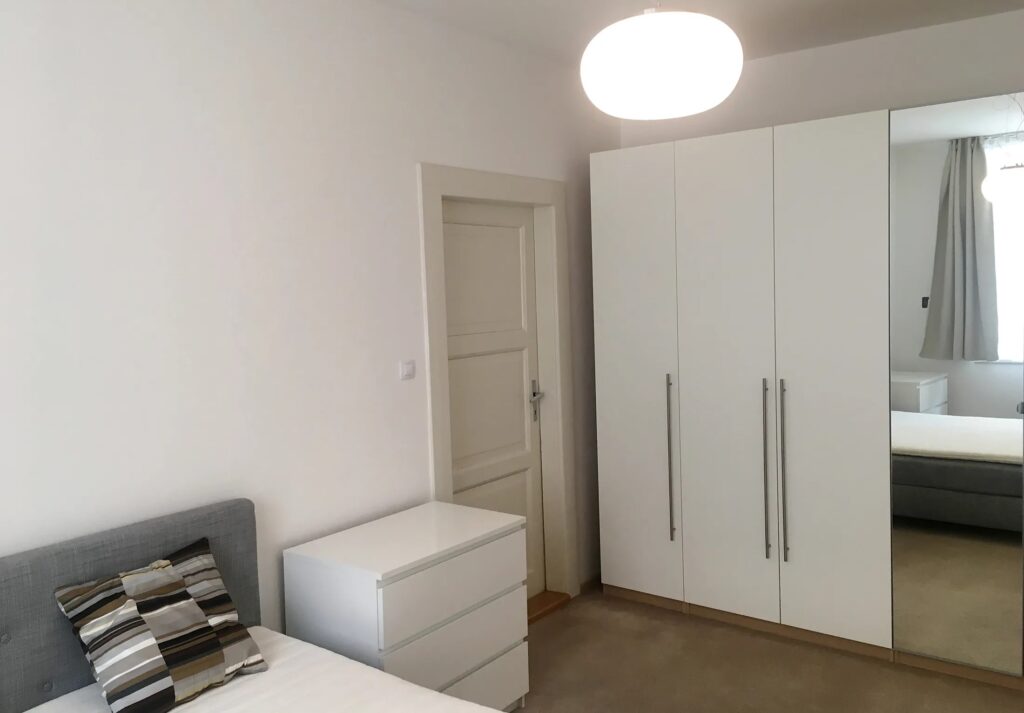 למכירה בפראג 7 דירת 2+1 בגודל 52 מ"ר — תמונה 2