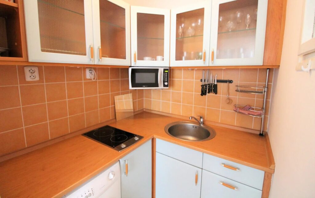 למכירה בפראג 3 דירת 1+KK בגודל 45 מ"ר — תמונה 3