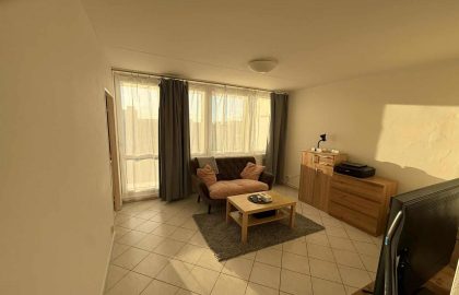 למכירה בפראג 8 דירת 2+KK בגודל 42 מ"ר