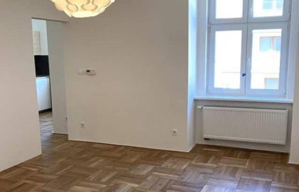 למכירה בפראג 3 דירת 1+1 בגודל 43 מ"ר