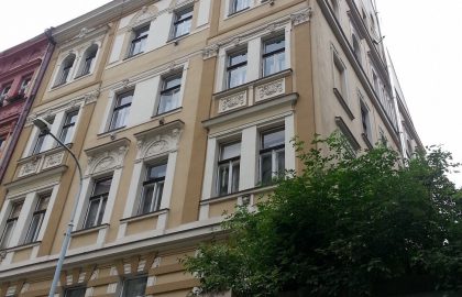 נכס שמור: למכירה בניין במיקום מעולה בפראג – שכונת קרלין