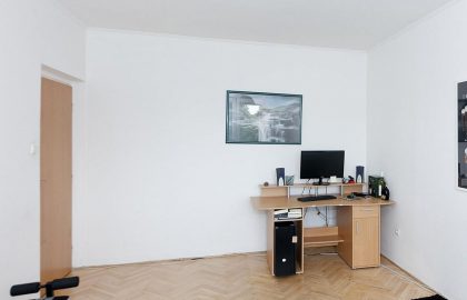 למכירה דירת 2+1 יפהפיה בפראג 6 – 54 מ"ר