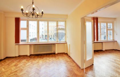 למכירה דירת 3+1 בגודל 91 מ"ר בפראג 1